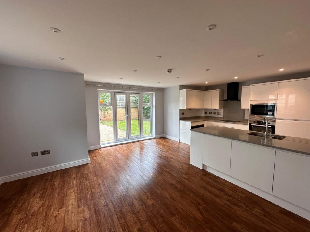 Bespoke 5 Bedroom House Share