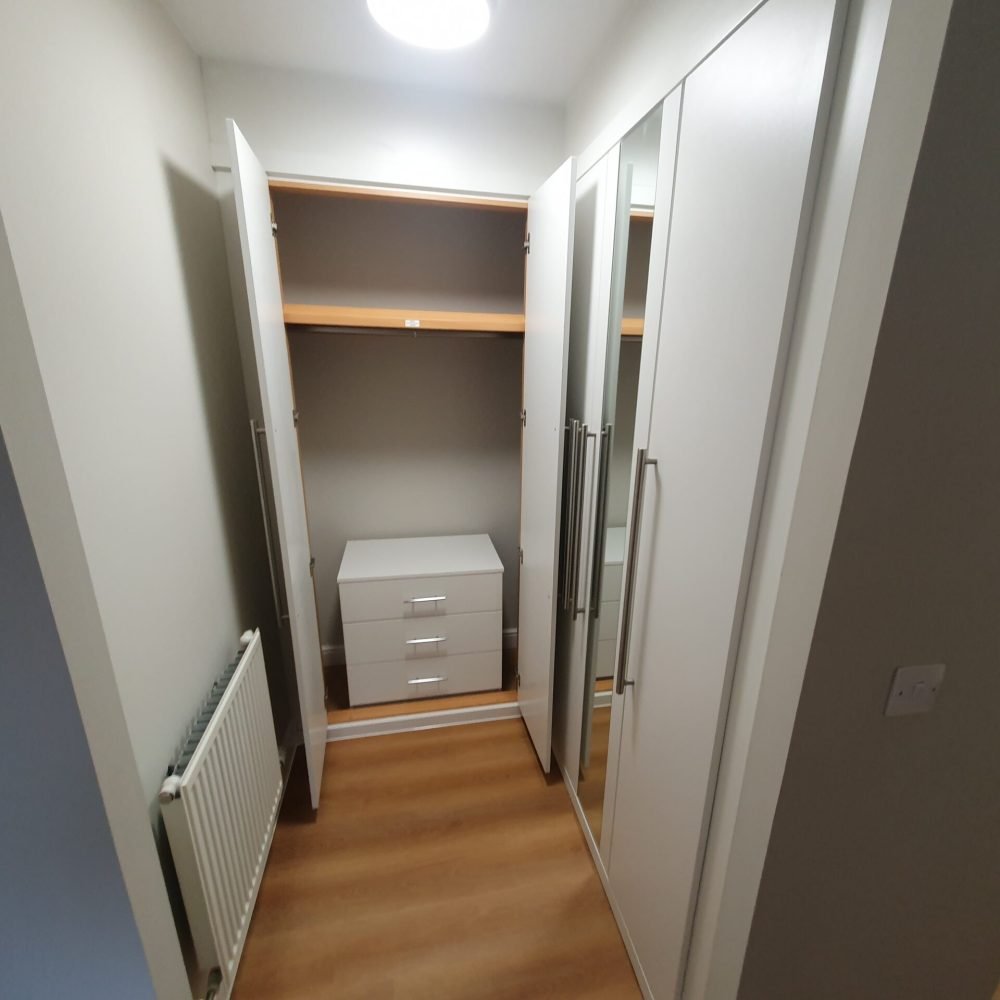 walk in wardrobe