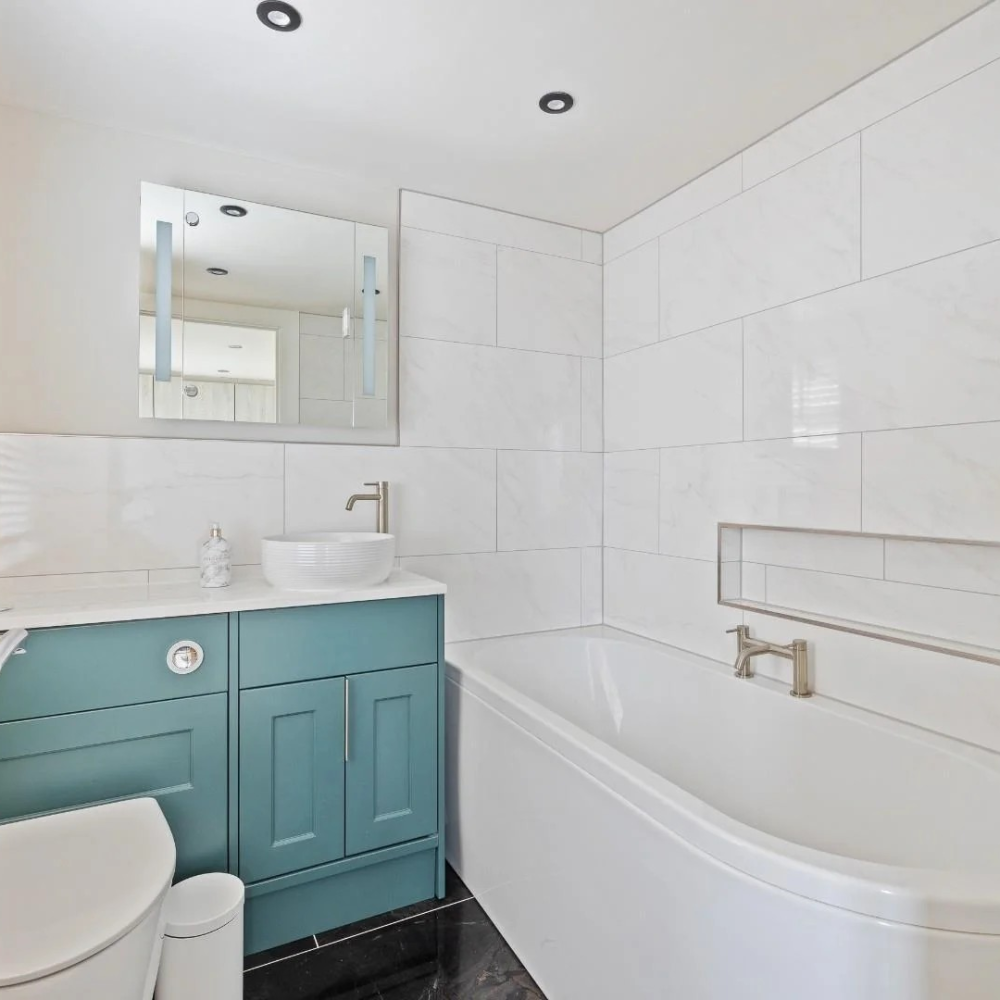 flat-bathroom