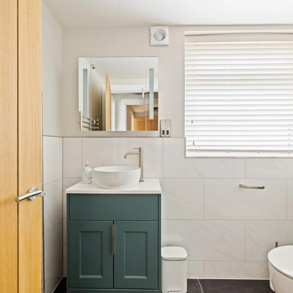 flat-bathroom-2