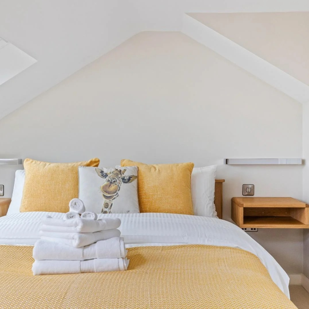 flat-bedroom-4