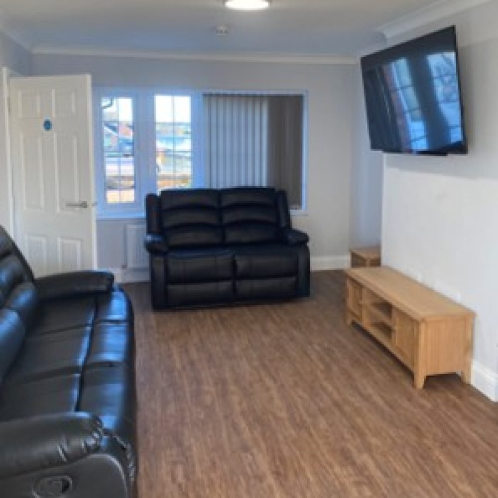 Ellwood - Lounge - 1